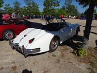 Jaguar XK140 (de 1954-57), decapotable blanche (prise a Amberieux, France, 2016) (1)